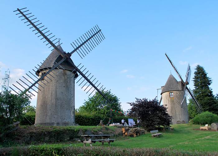 Les Moulins jumeaux de Pouzauges
