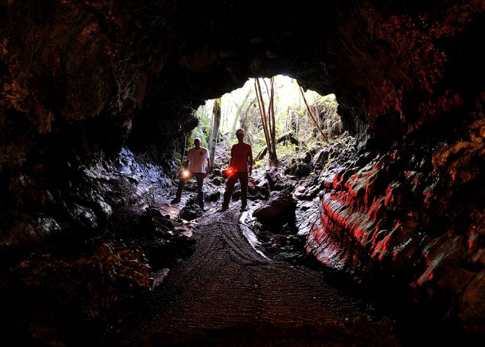 L'Orée du Maïdo - les mystères souterrains des tunnels de lave