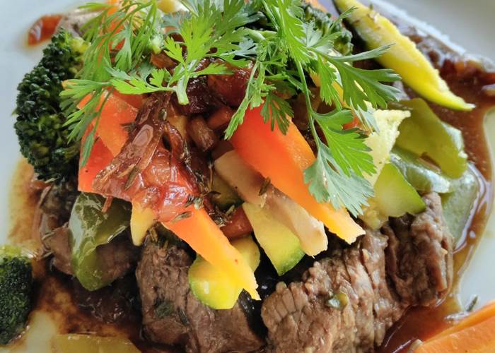Emincé de boeuf et légumes de printemps vapeur