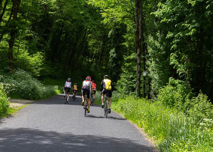 Cyclistes à Lacave © Lot Tourisme C