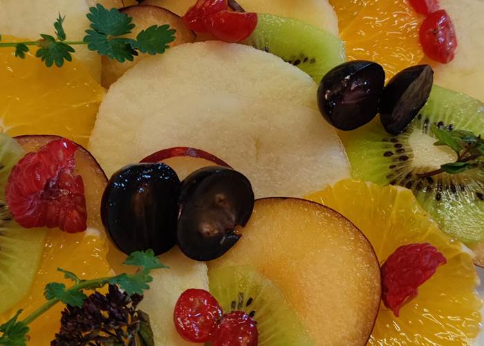 salade de fruits frais en carpaccio