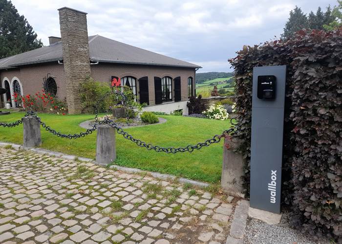 borne de recharge véhicule électrique
