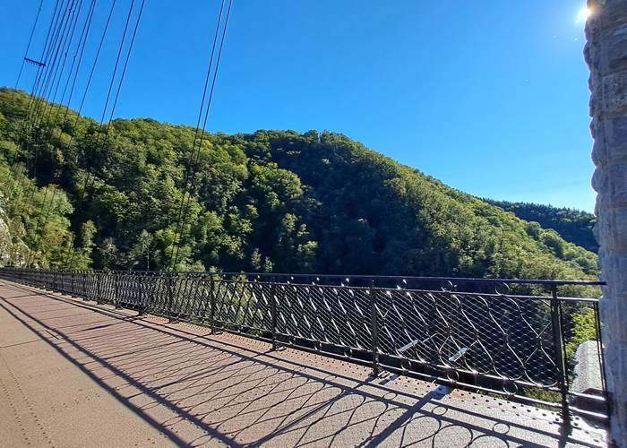 Sur le viaduc des rochers noirs