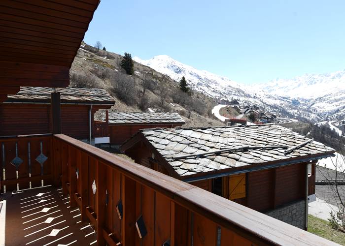 vue sur la montagne depuis le balcon