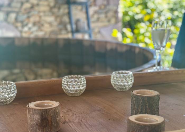 savourer l'instant présent dans le bain chaud Ofuro