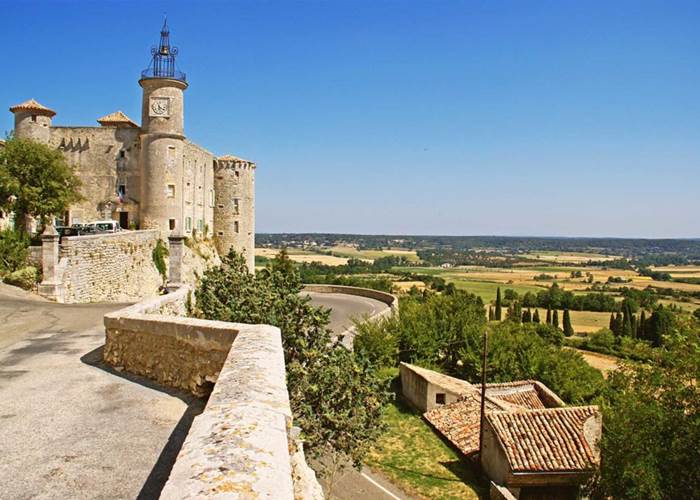 Lussan, village classé, classified village