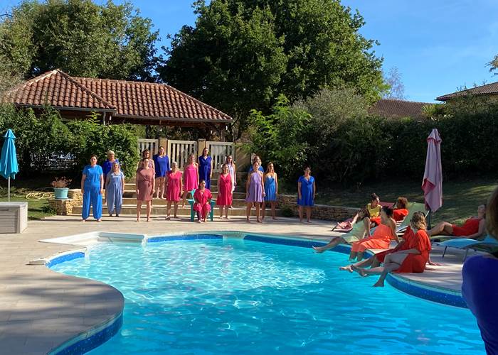 Piscine commune des 5 gîtes - Stage de danse septembre 2022