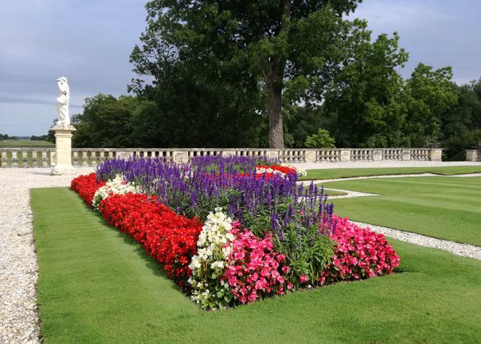 Château Beychevelle , St Julien