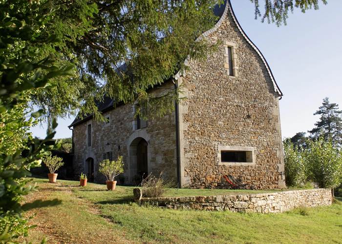 La grange étable restaurée en gîtes