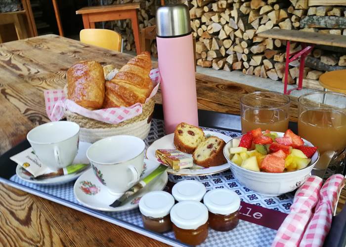 Plateau de délices matinaux-page