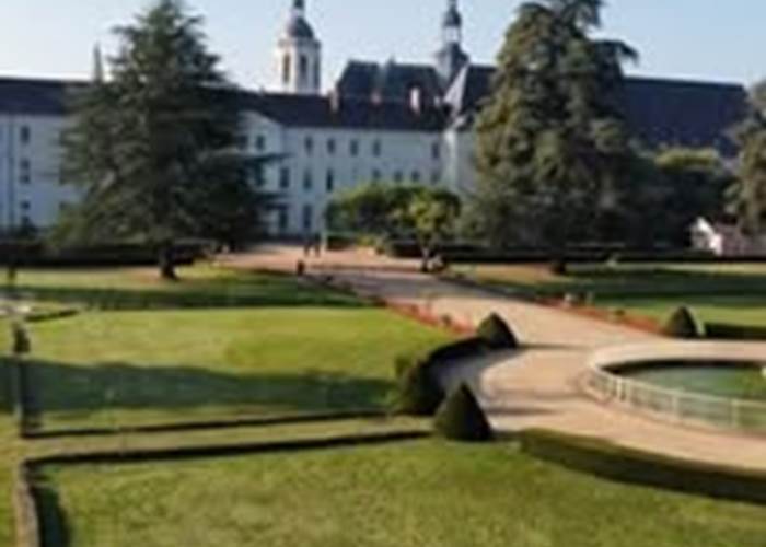 LE PRYTHANEE NATIONAL MILITAIRE LA FLECHE