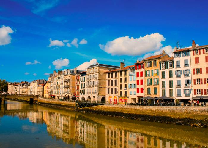 Bayonne-Photo de carmen dominguez sur Unsplash