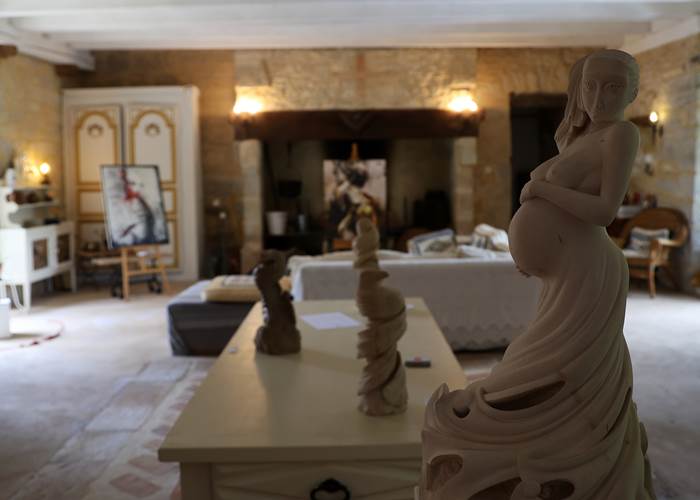 Exposition Onirisme au Château de Saint-Chamarand, Xavier Artesien, tailleur de pierre, Bruno Wagner, illustrateur de Fantasy