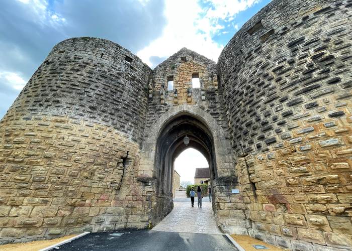 bastide-Domme-perigord-vacances-news