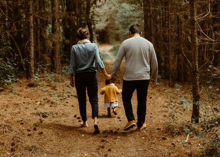 Un moment en famille dans la forêt des Vosges