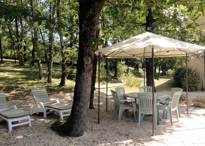 gazebo relax feuillantines b&b dordogne