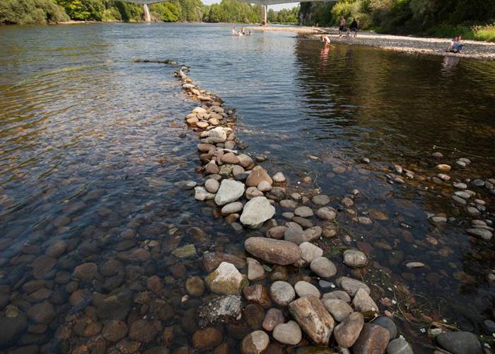 baignade_dans_la_dordogne_a_souillac_-_c_lot_tourisme_-_c