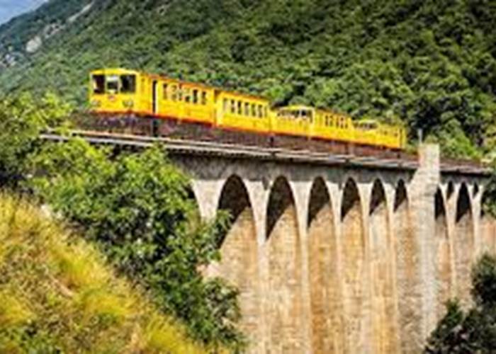 Train jaune