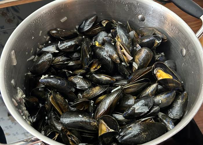 moules-marinières