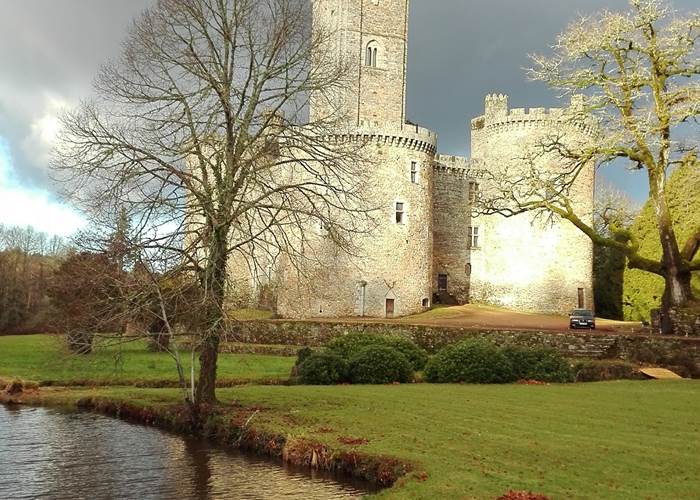 château de Montbrun - PNR Périgord-Limousin - Haute Vienne tourisme