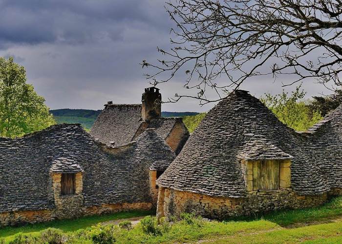 cabanes en pierres sèches