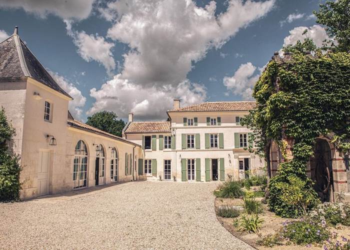 Visite du chai et de la distillerie / Maison Brillet