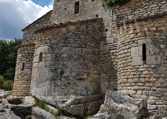 Eglise_rupestre_de_Saint_Pantaleon