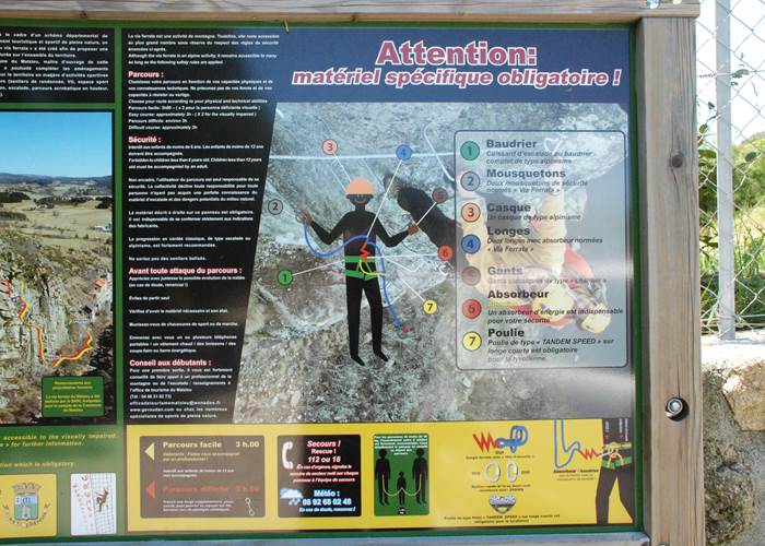 Les Chalets de la Margeride: Consignes Via Ferrata