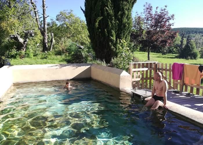 Baignade à la Bastide du Claus