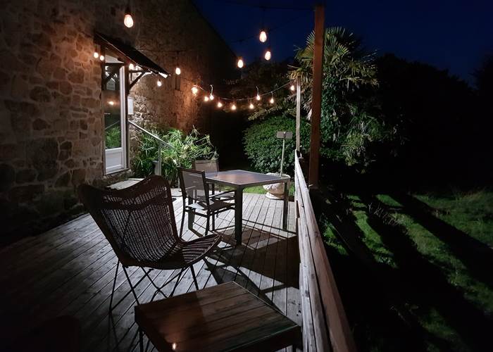 Le Colombier Bretagne, terrasse ambiance du soir