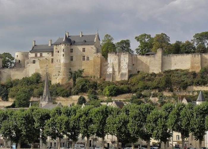 Chinon