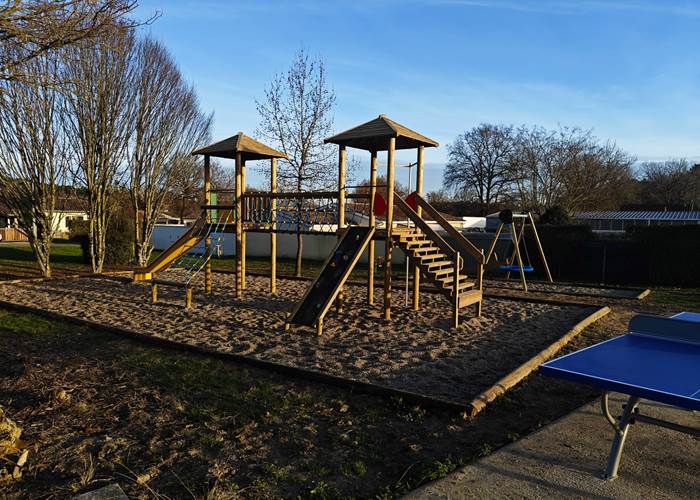 Gîtes, chambre d'hôtes et table d'hôtes gastronomique à Casteljaloux Lot et Garonne, piscine, jacuzzi et spa