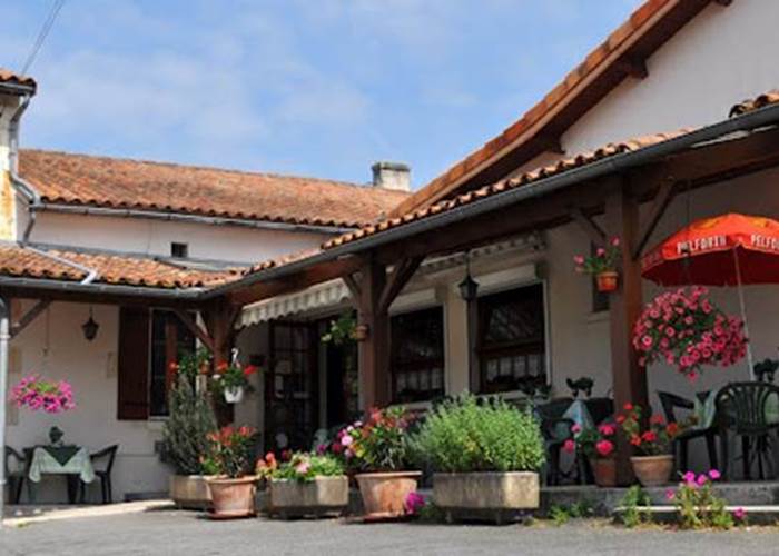 Chez Poirier - 16210 Bardenac