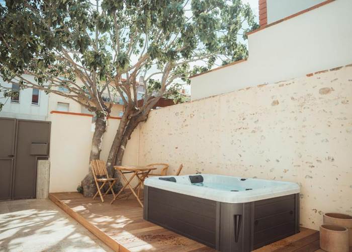 Maison Balas - Location de vacances à Canet-en-Roussillon - Appartement avec Jacuzzi privatif Casa & Spa"
