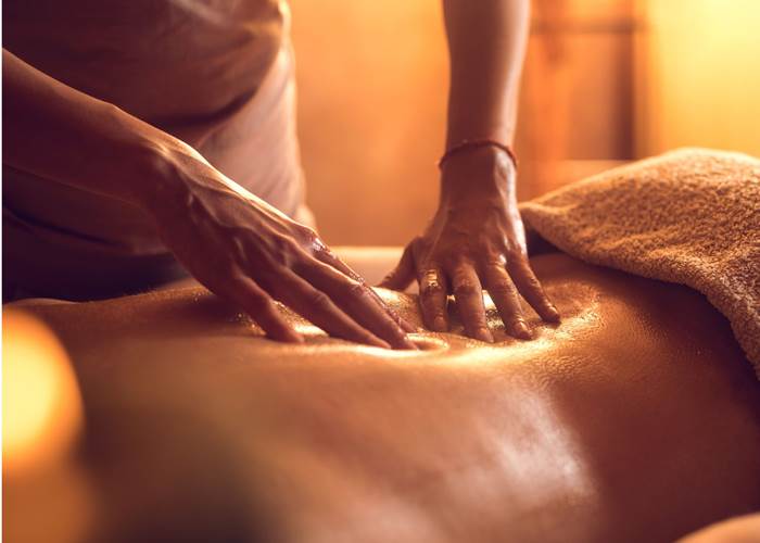 massage dos chambre d'hôtes bien être spa morbihan bretagne séjour détente repos ressourcement cure ayurvédique