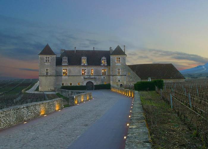 Chateau du Clos de Vougeot - Beaune Tourisme-®JLBernuy-min