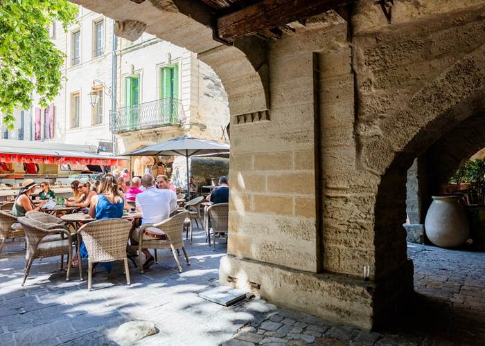 Le marché d'Uzès - photo Gard Tourisme