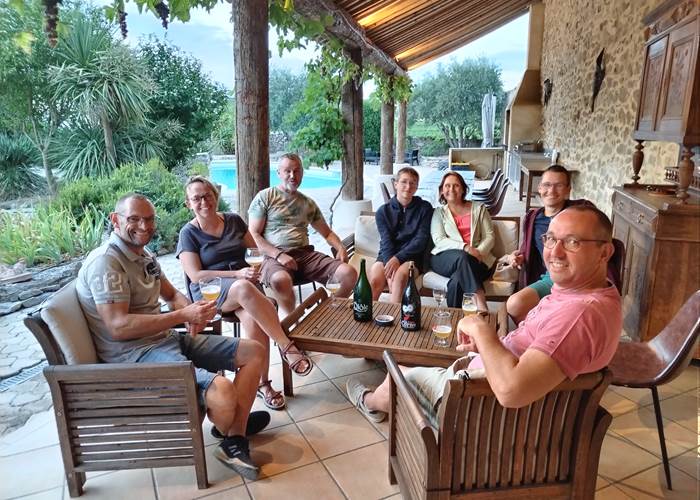 La convivialité des tables d'hôtes à Le Coq du Nord -Mailhac