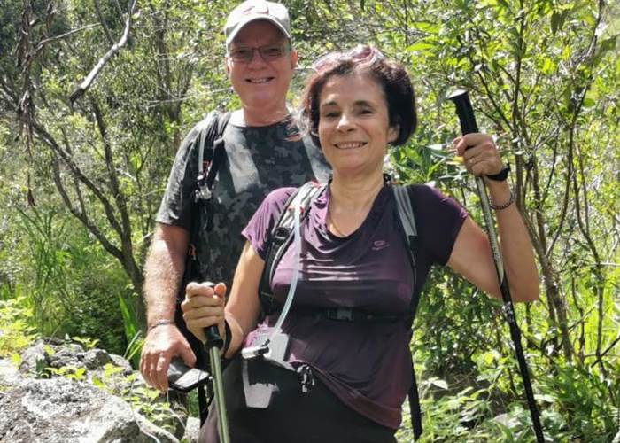 Suivez-nous en randonnée, dans la forêt tropicale du Tévelave