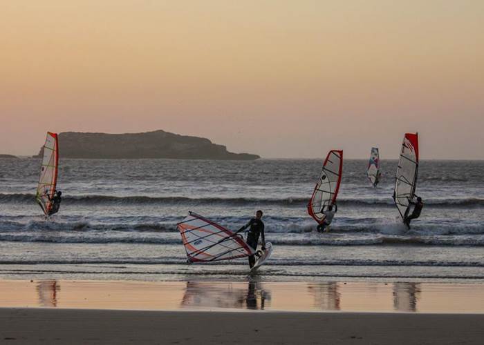 Sunset windsurf