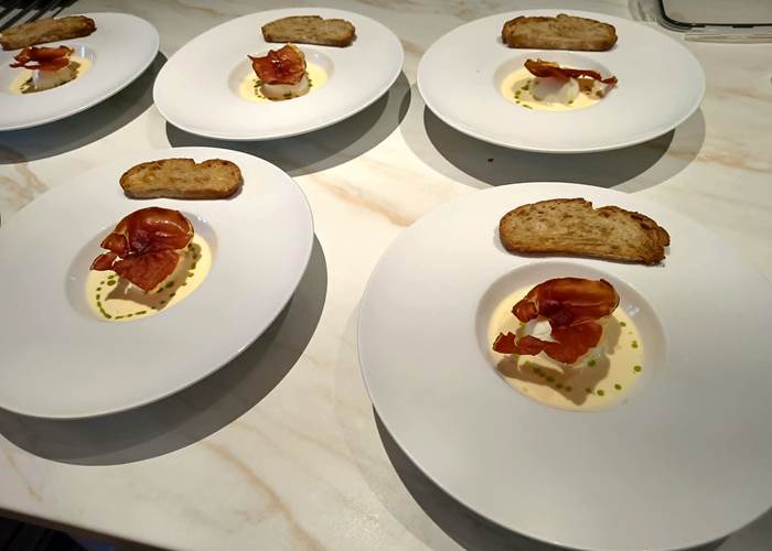 entree-raffinee-table-hotes-aveyron.jpg