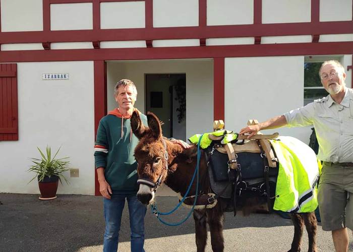 IZARRAK OSTABAT COMPOSTELLE PELERIN SERGE