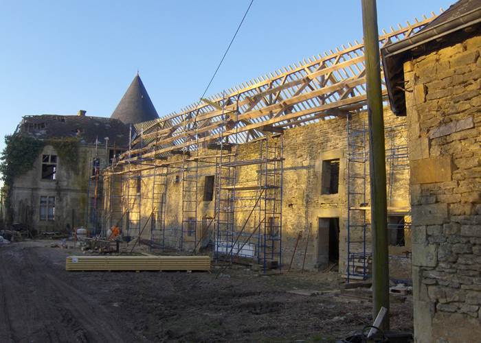 chateau charbogne  fevrier 2008