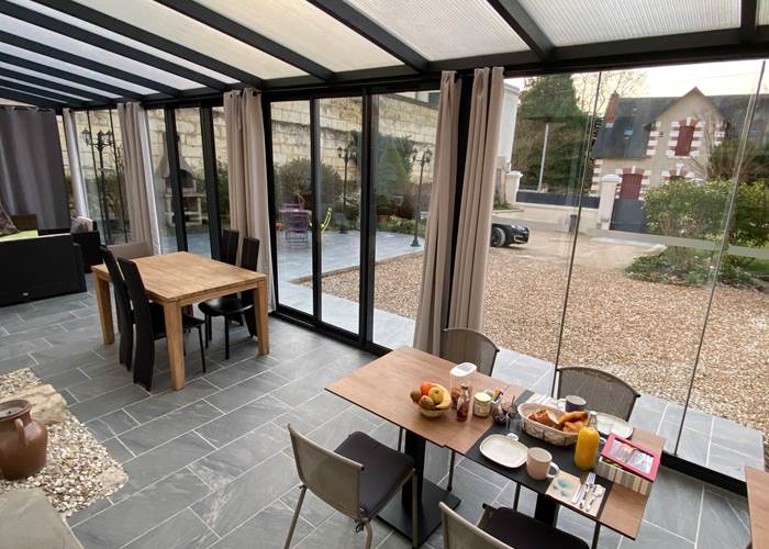 LES RIVES DU CHER. SALLE DE PETIT-DEJEUNER