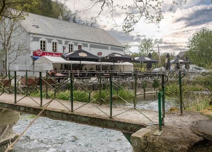 Le Restaurant L'eau Blanche à Lompret. Crédit photo : Rita Photographie