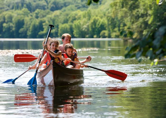 24 - Canoe en famille sur la Dordogne - -® Lot Tourisme - Pierre Soissons