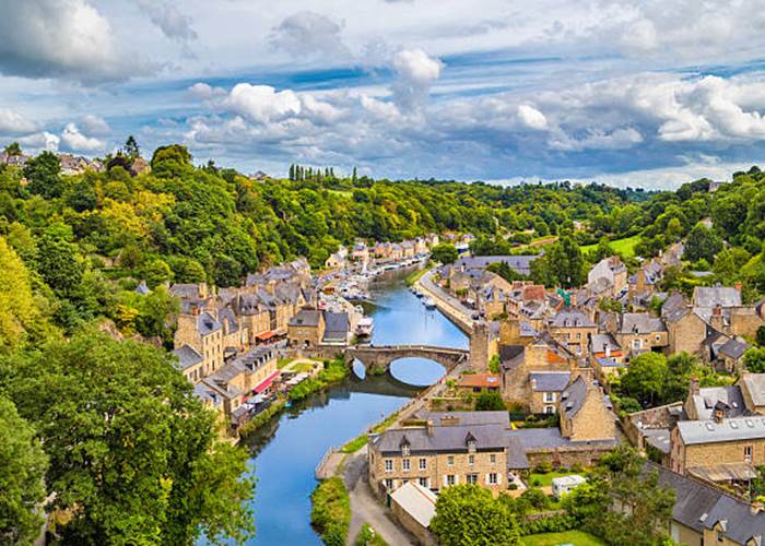 Dinan