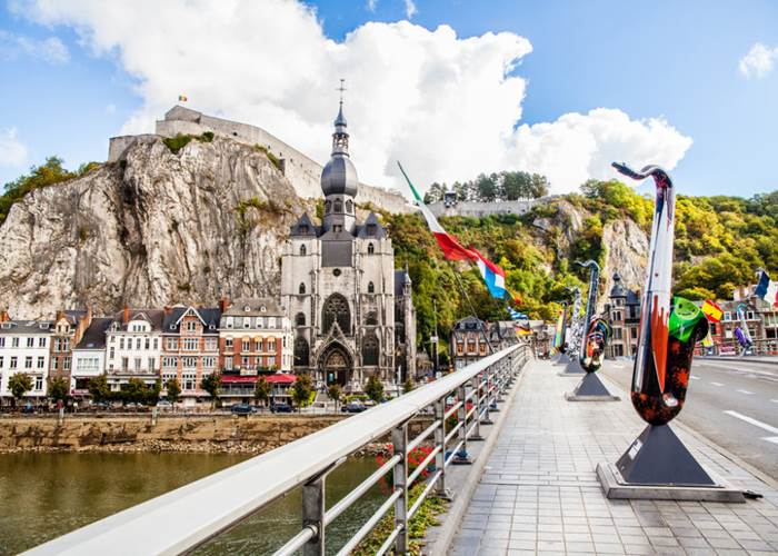 Dinant et ses saxophones