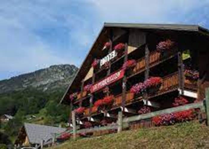 RESTAURANT – HÔTEL LE FERRAILLON