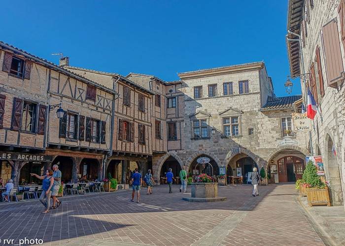 castelnau-de-montmiral